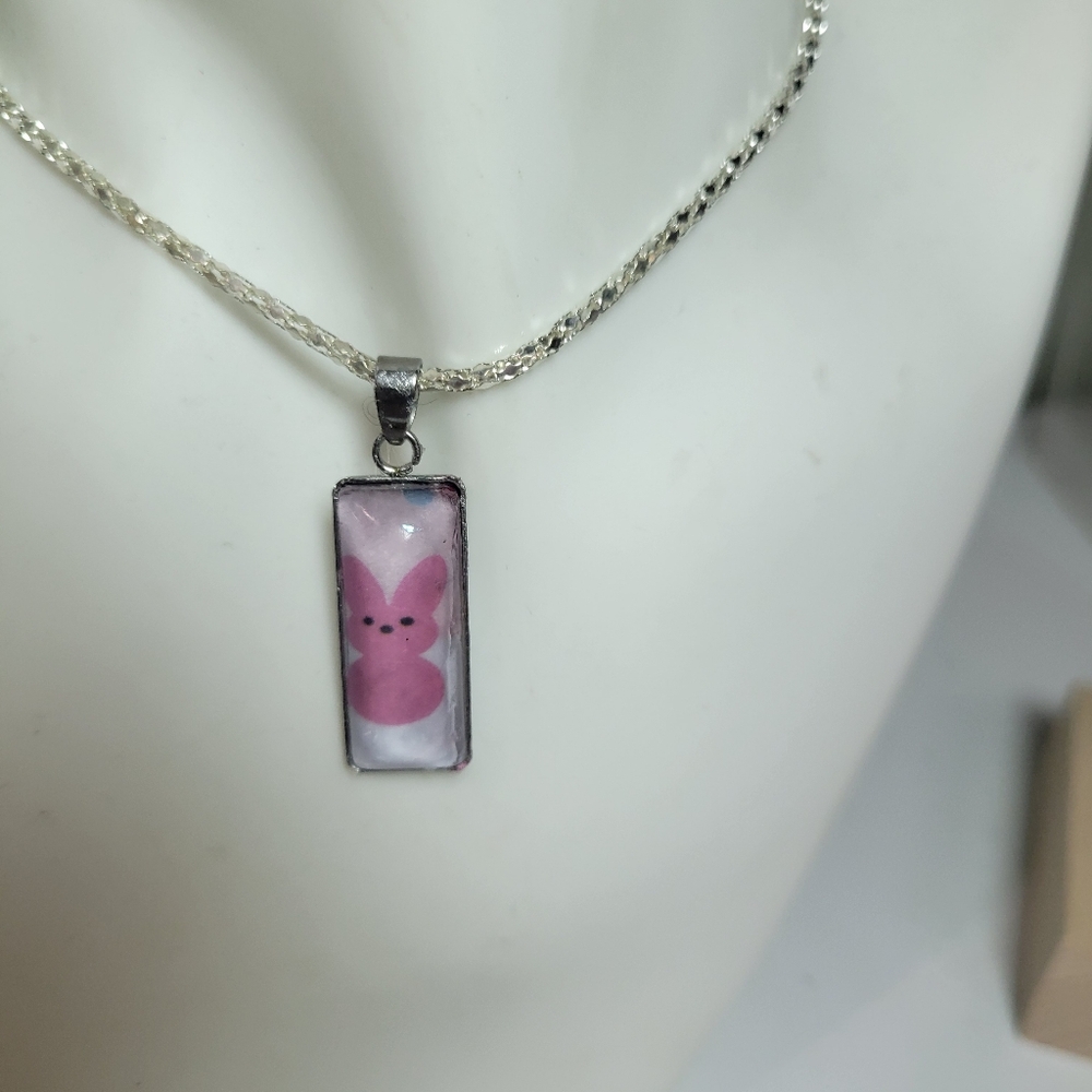 CUTE EASTER BUNNY PENDANT NECKLACE. HANDMADE. FUN FOR HOLIDAYS - Picture 5 of 5